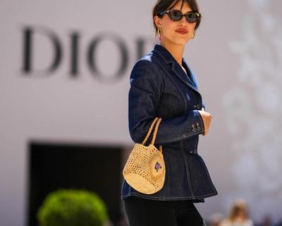 Эта трендовая сумка летом заменит все остальные как она выглядит