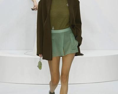 Цветная пара самый бюджетный способ добавить яркости в образ