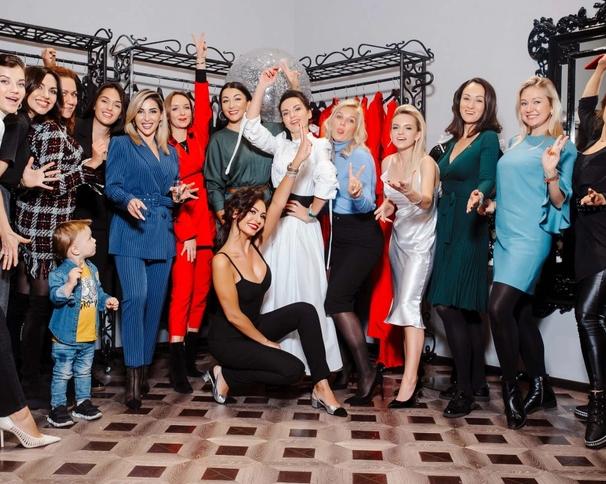 Дарья Глушакова впервые вышла в свет после скандального развода с супругом