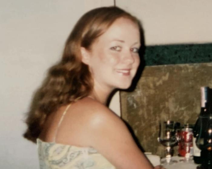 Жительница Уэльса носит одно и то же платье более 20 лет