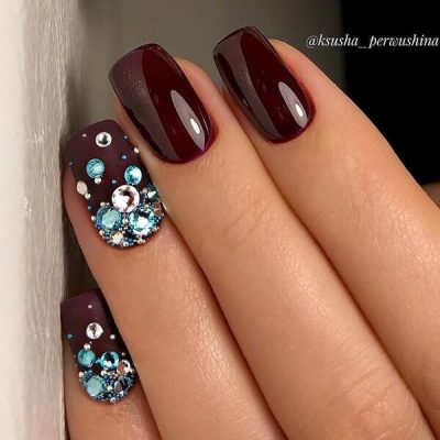 Маникюр со стразами 2022 (+300 фото): новые шикарные идеи дизайна ногтей