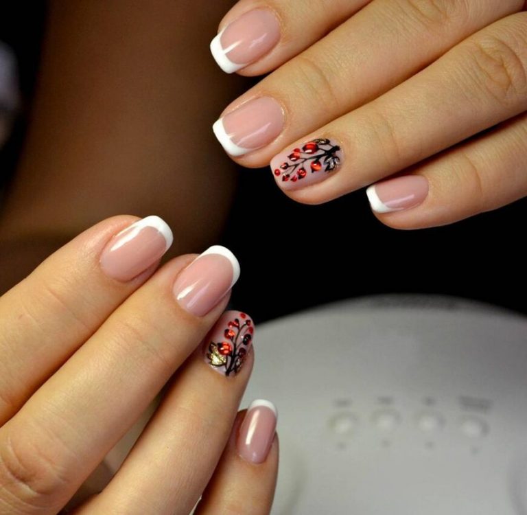 Маникюр со стразами 2022 (+300 фото): новые шикарные идеи дизайна ногтей