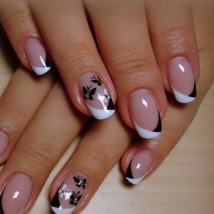 Голубой маникюр: 500+ фото дизайнов, которые вас удивят