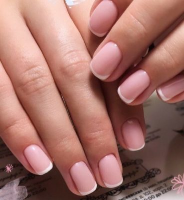 Френч с полосками 2023 техника выполнения и 80 фото