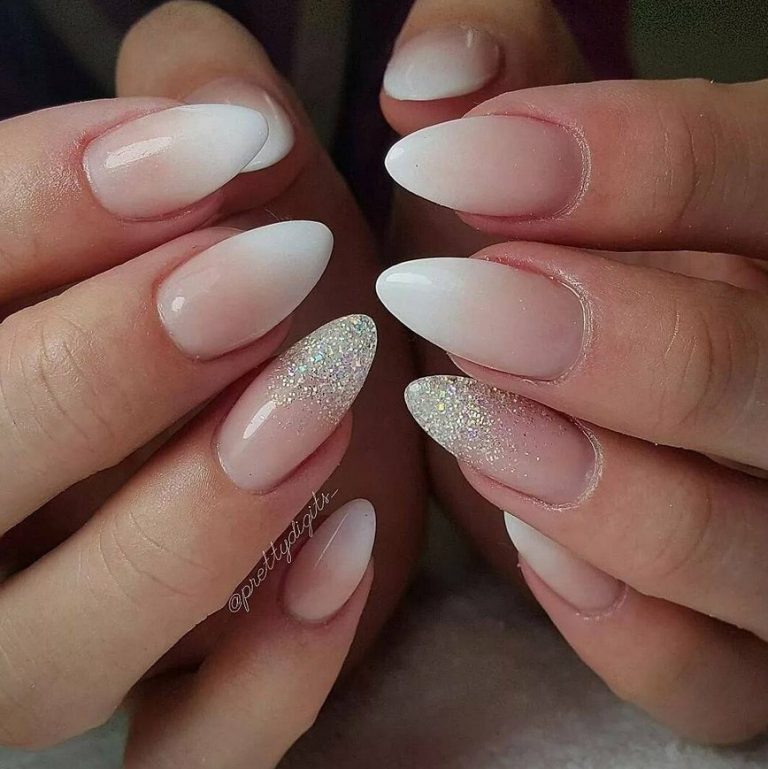 изумрудный