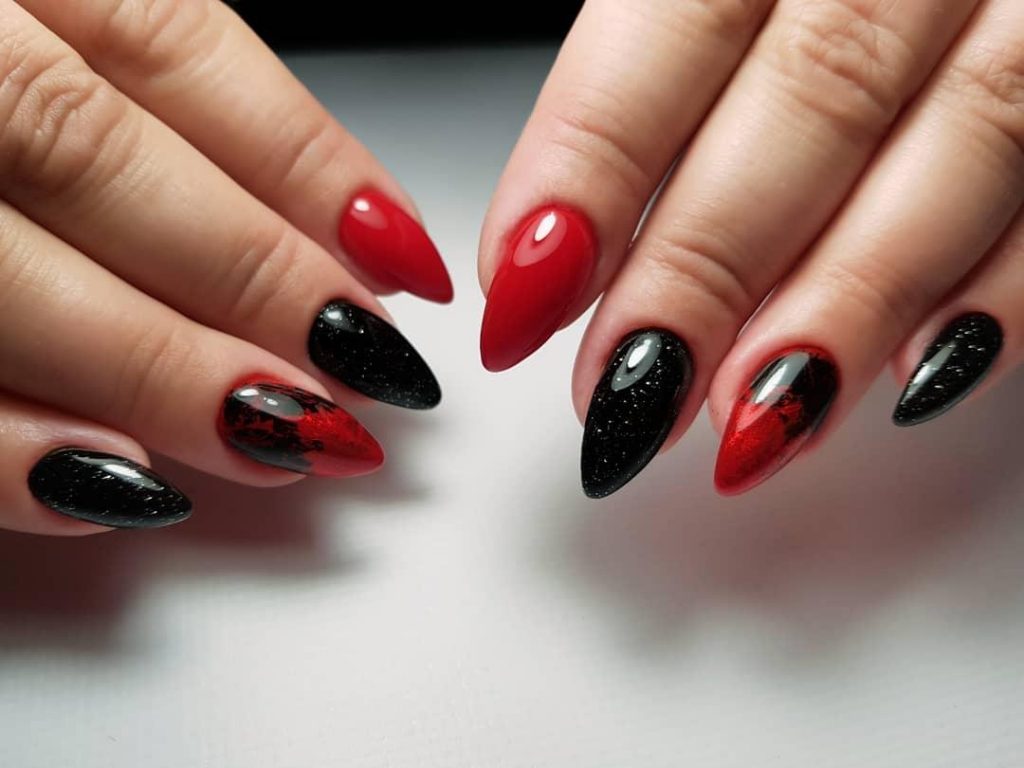 Красный маникюр с черным - 300 фото на короткие и длинные ногти