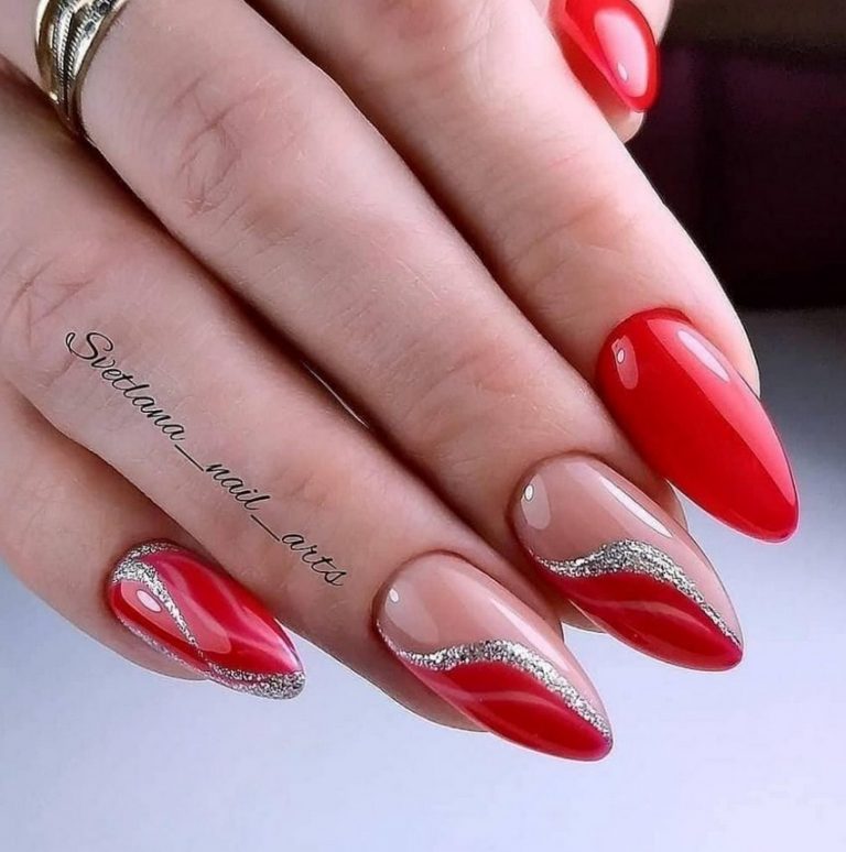 маникюр с сердечками молочный маникюр с сердечками молочный