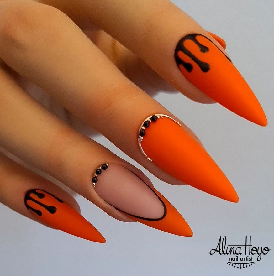 оранжевый лак на острые ногти