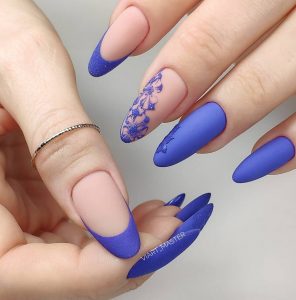 Фото маникюра с сердечками на ногтях Фото маникюра с сердечками на ногтях