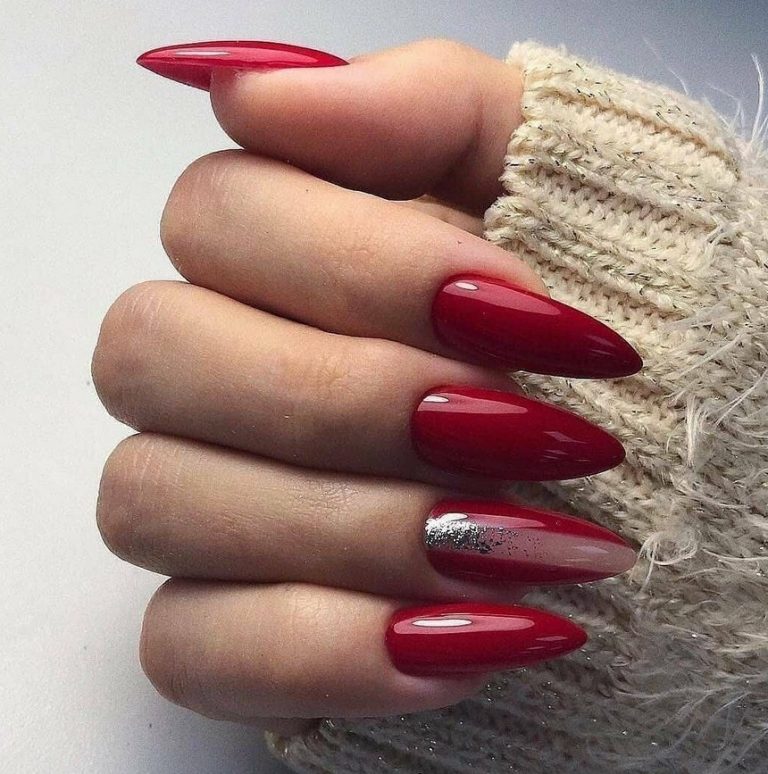 Фото маникюра с сердечками на ногтях Фото маникюра с сердечками на ногтях