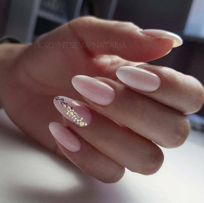 дизайн с сердечками и стразами дизайн с сердечками и стразами