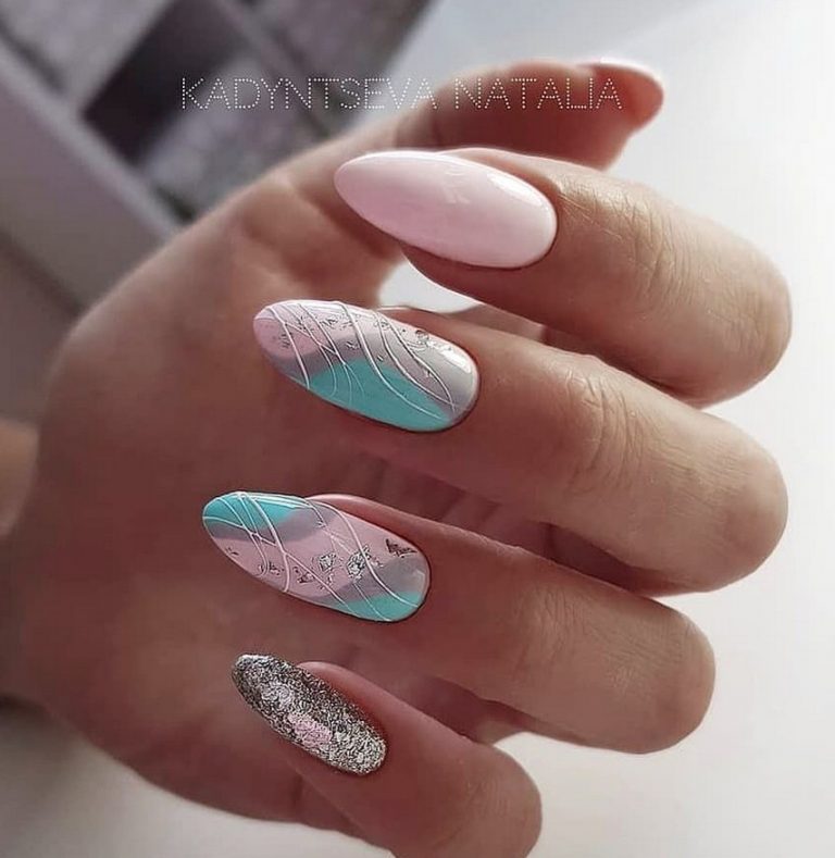 Маникюр только на одной руке Маникюр только на одной руке