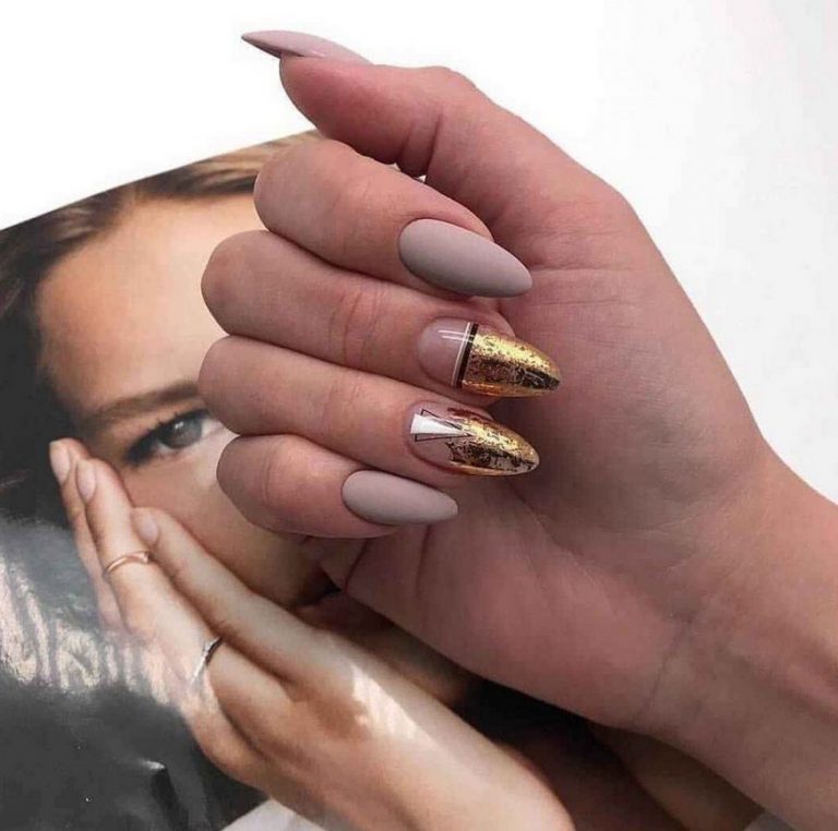 Все ногти разного цвета Все ногти разного цвета