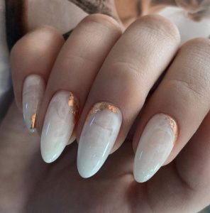 Чёрно-белый французский маникюр Чёрно-белый французский маникюр