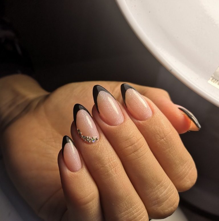 Разные рисунки на каждом пальце Разные рисунки на каждом пальце