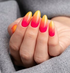 Розовый выкладной френч Розовый выкладной френч