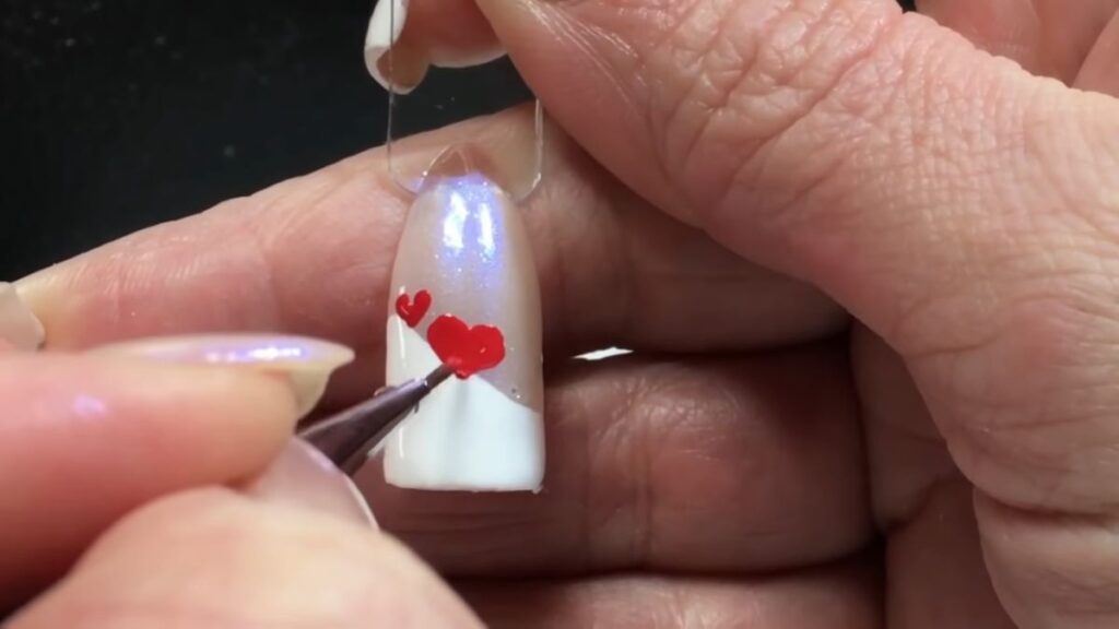 Маникюр с сердечками на ногтях - 210+ фото коротких и длинных ногтей с дизайном 2023
