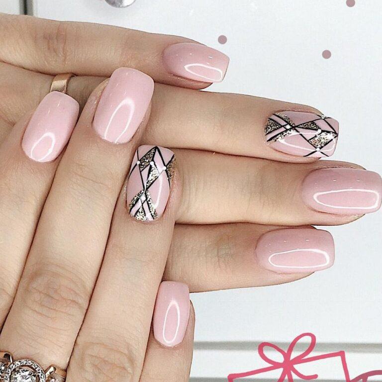 Маникюр в нежных тонах Весенний дизайн в нюдовых тонах