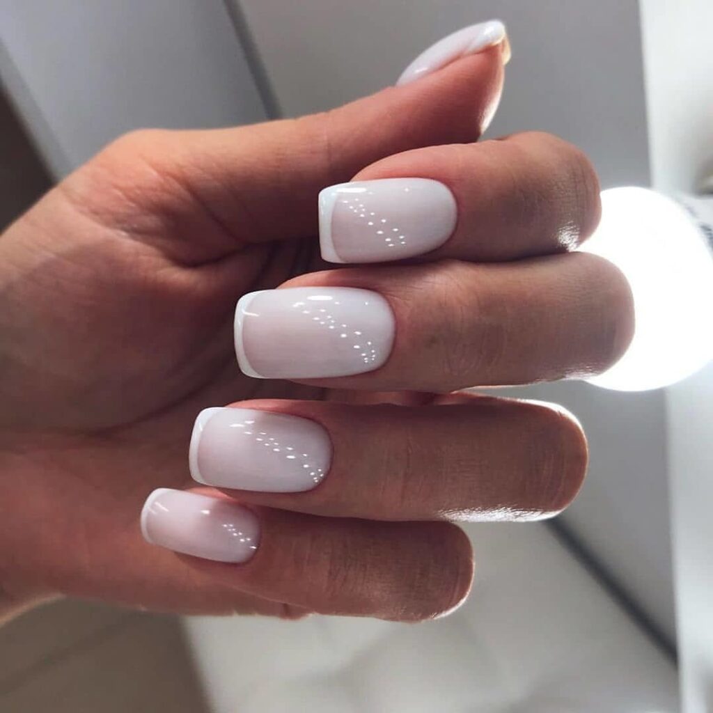 Белый френч на молочной базе