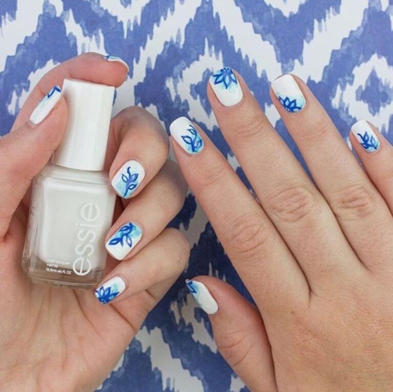 Цветной молочный френч Голубой