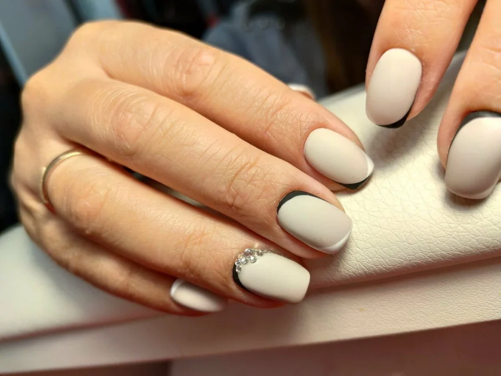 Молочный френч - 10 трендов 2023 года и фото-идеи матовый френч