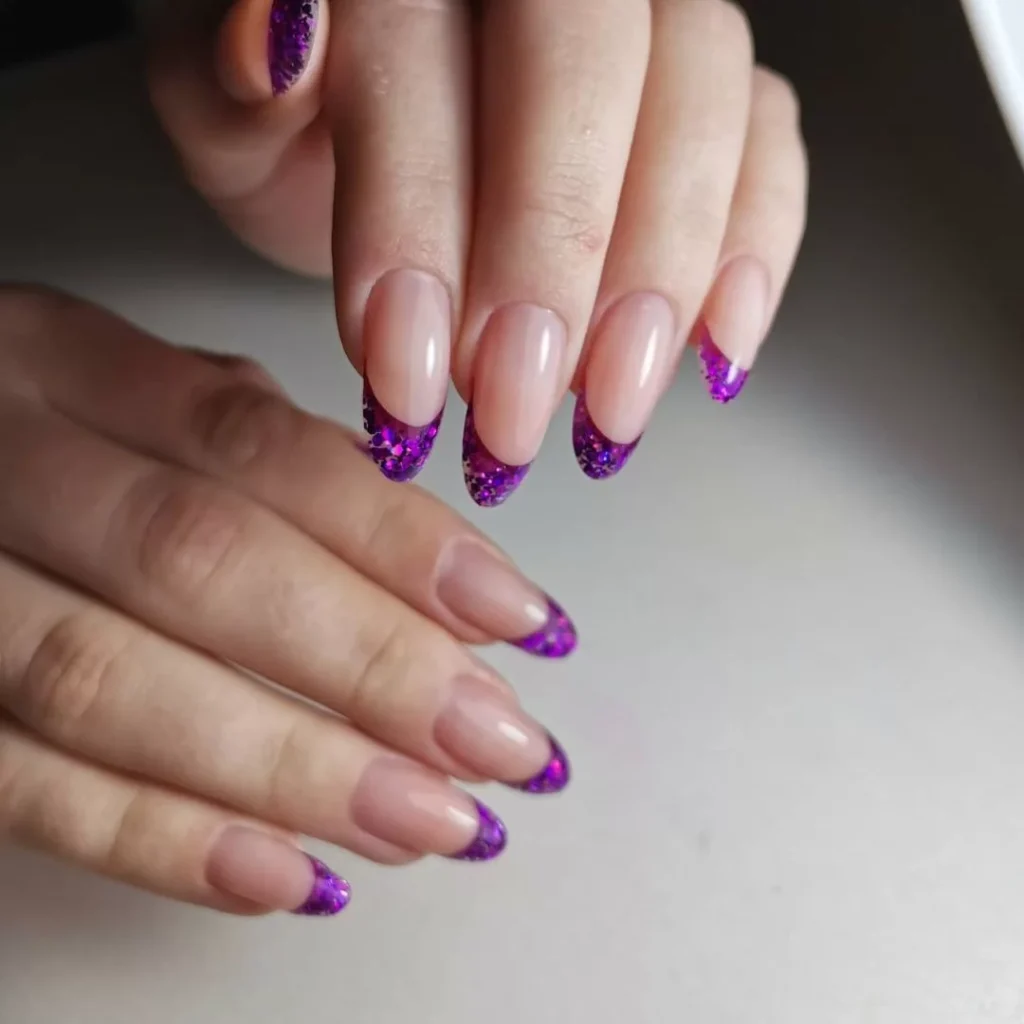 Молочный френч на разных формах ногтей Ногти миндаль