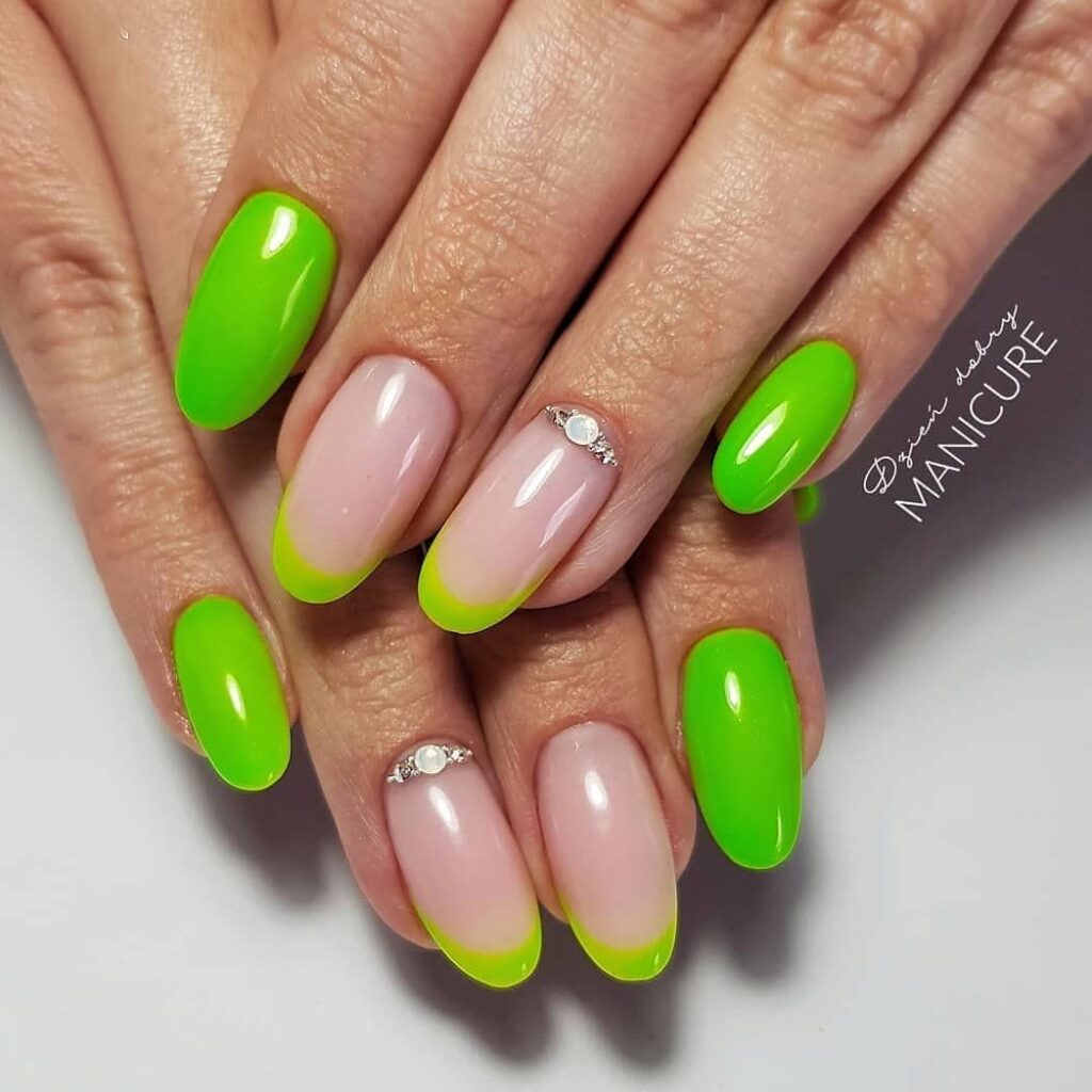 Цветной молочный френч Салатовый