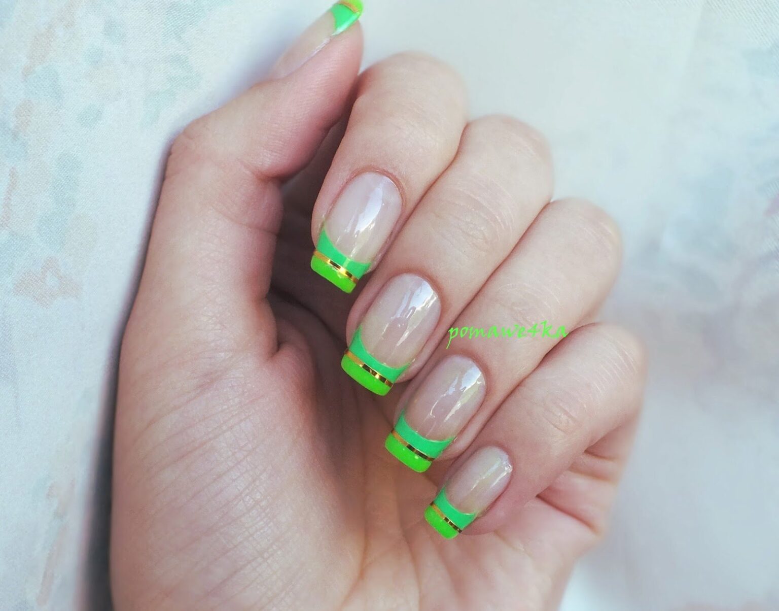 Цветной молочный френч Салатовый
