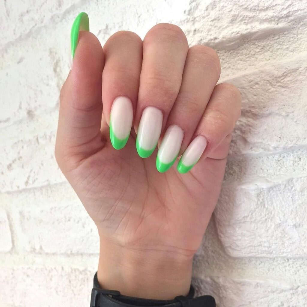 Цветной молочный френч Салатовый