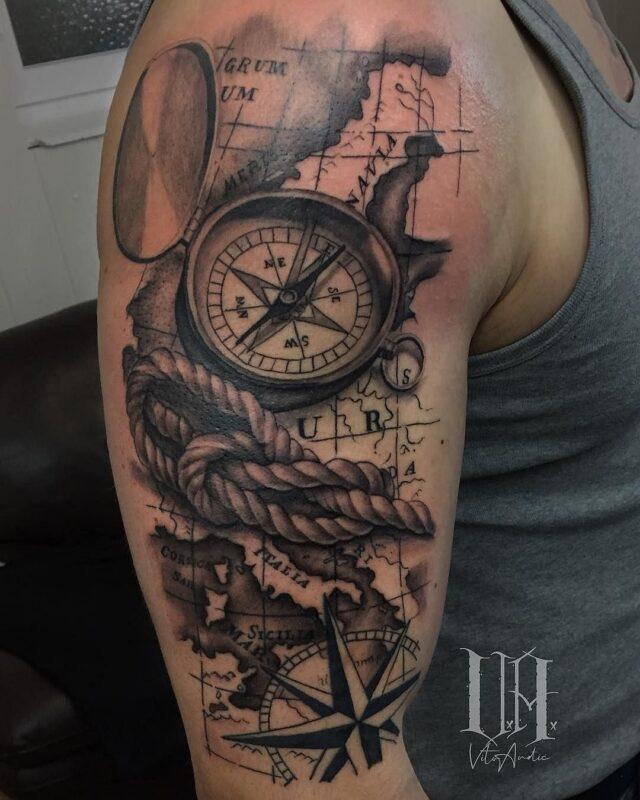 Эскизы мужских татуировок со смыслом Татуировка с компасом