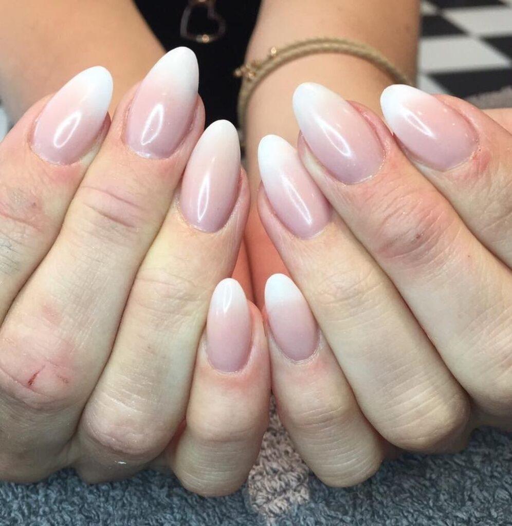 Молочный френч - 10 трендов 2023 года и фото-идеи цветная база под молочной