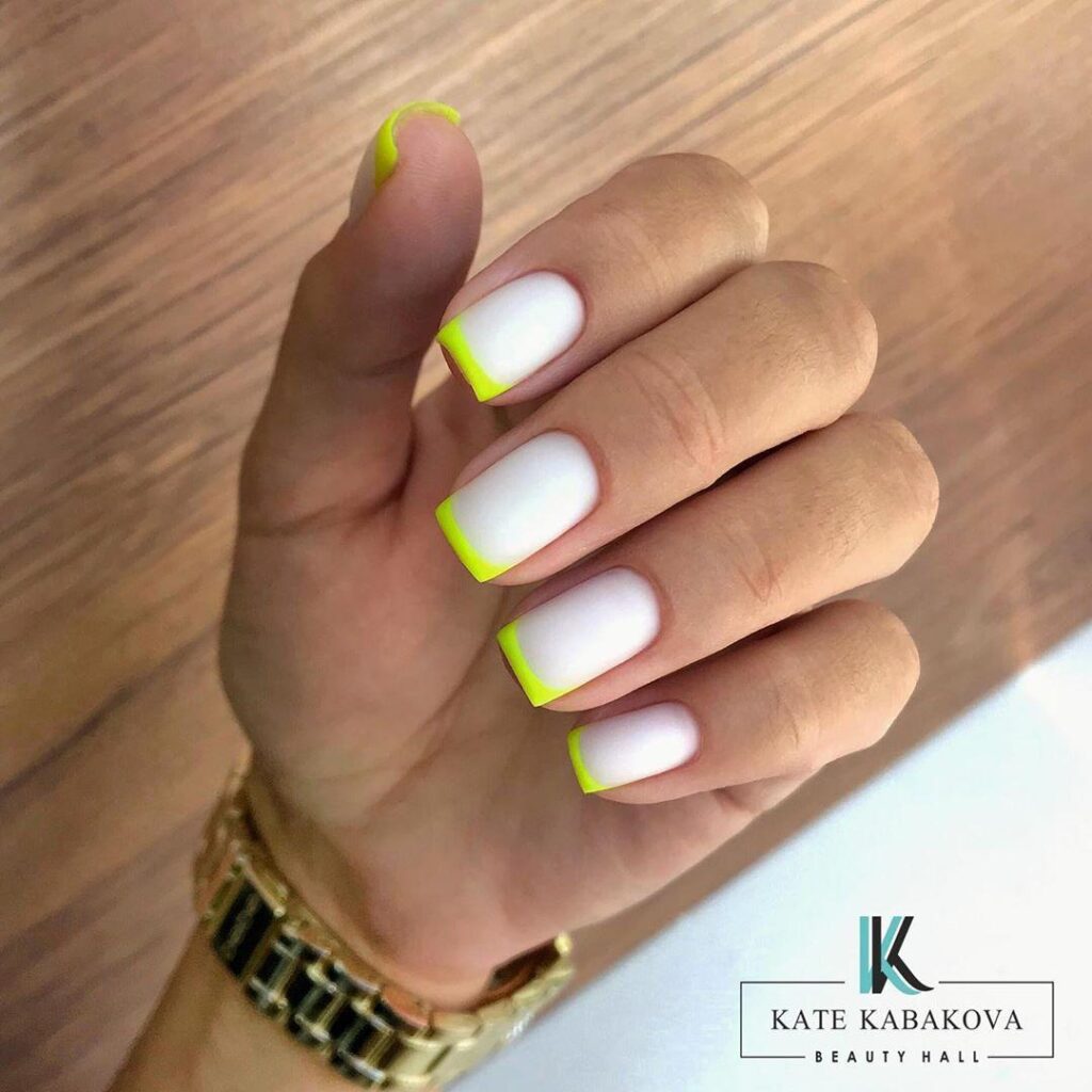 Цветной молочный френч Жёлтый