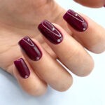 Праздничный маникюр с полосками - 60+ фото нарядных идей