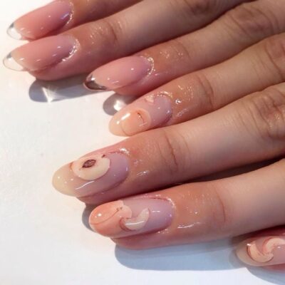 18 модных трендов в маникюре (200 фото)