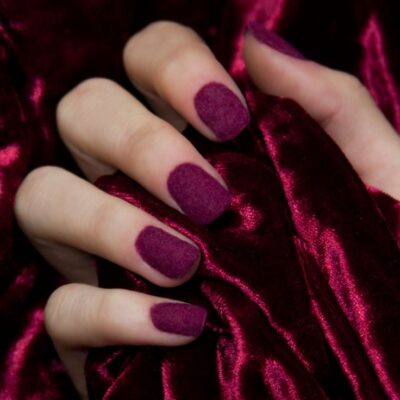 18 модных трендов в маникюре (200 фото)